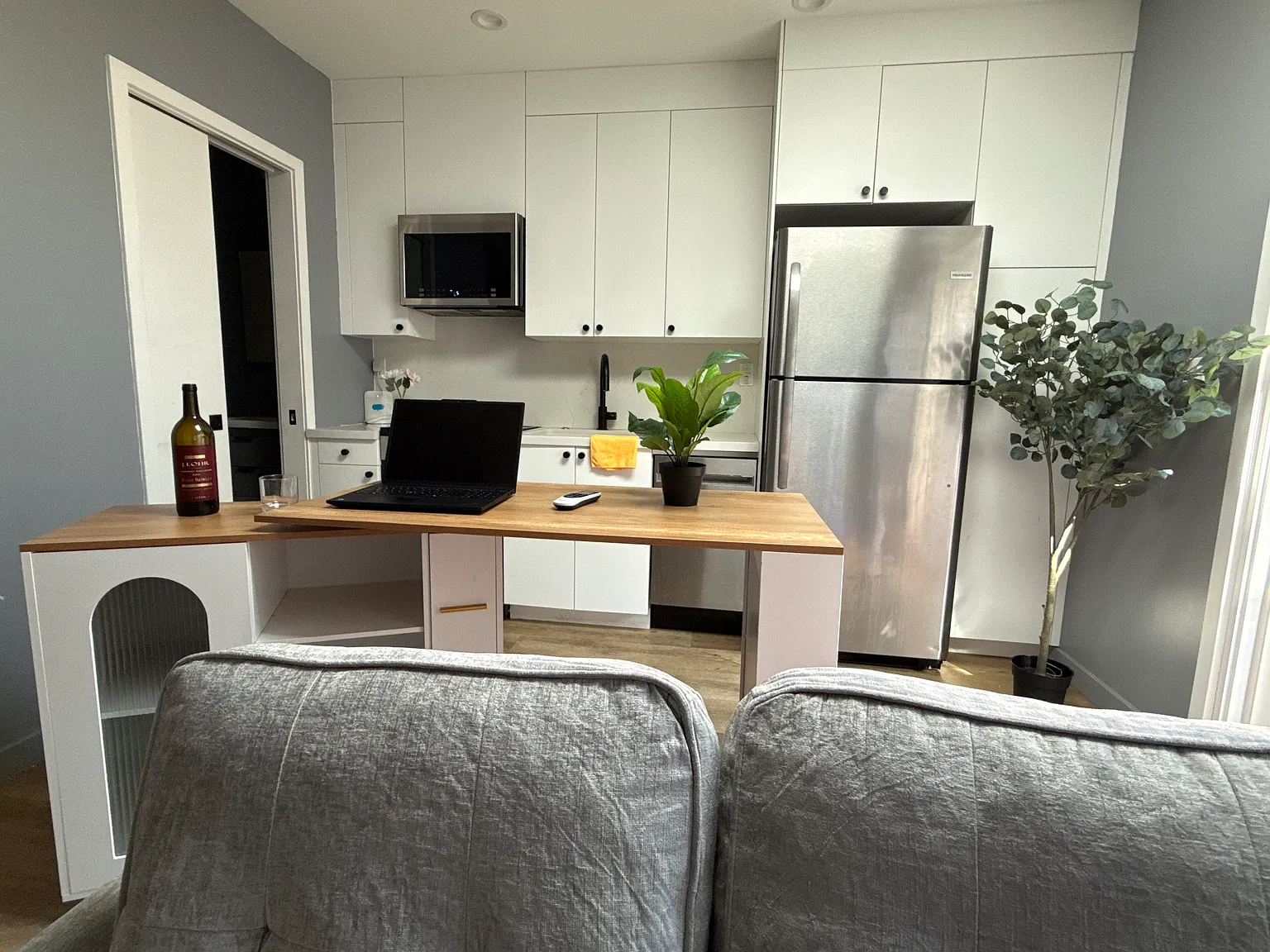 Studio, 375 sqft, $2,400 — Photo 1