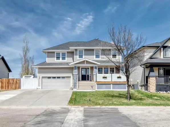 22 S Moe Ave NW, Rocky View County, AB T0J 1X2