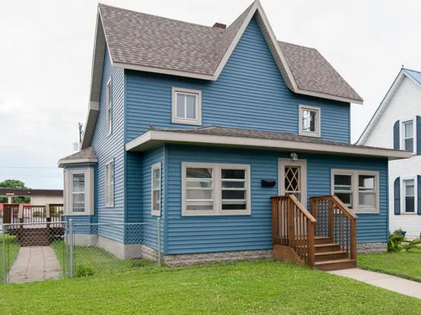 1311 Caledonia St, La Crosse, WI 54603