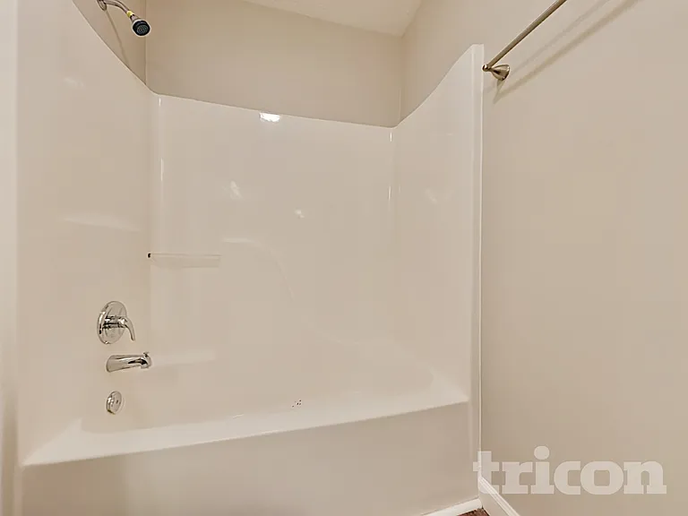 12758 Sovereign Ln — Photo 15