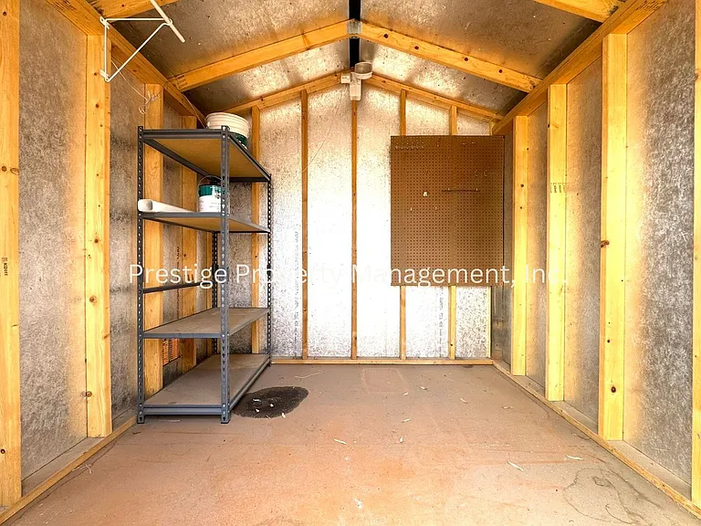 3301 E Flower St — Photo 10
