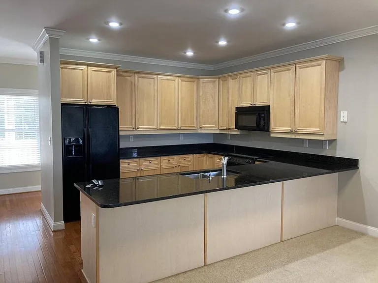 3203 Middlecoff Ln #C — Photo 12