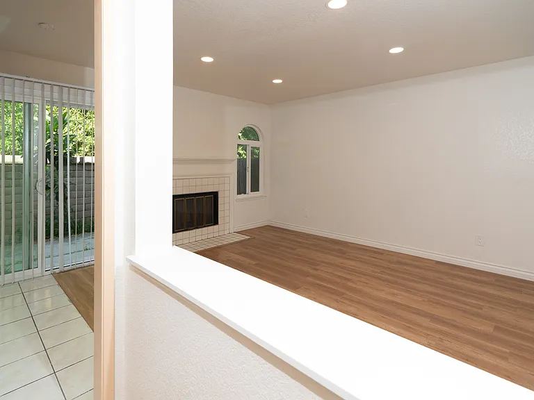 3633 Daybreak St — Photo 6