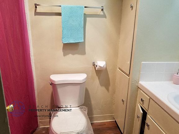 5th image of 10305 Buford Ave APT 25