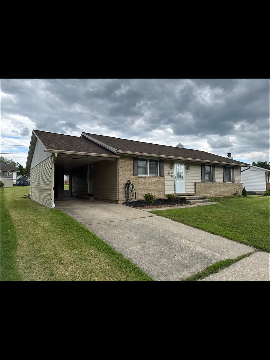Building Photo - 705 Bayberry Rd