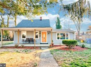 6713 Boxwood Dr, Suitland, MD 20746