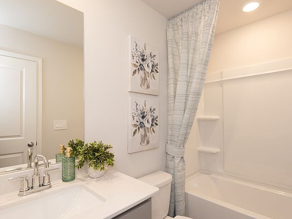 Secondary bathroom in the Roswell floorplan at a Meritage Homes community in Atlanta, GA.