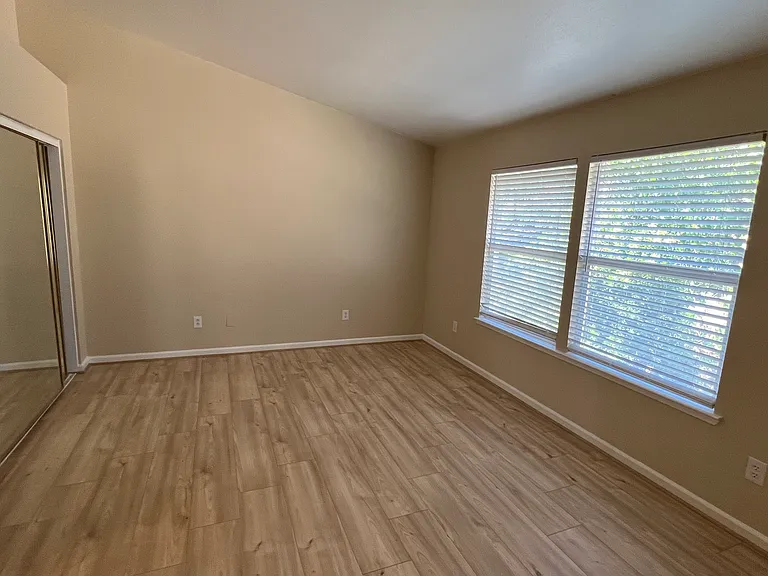 20000 Summercrest Dr — Photo 19