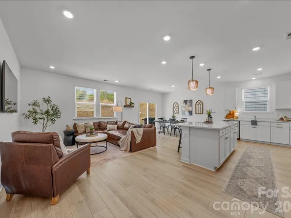 3013 Cunningham Farm Dr #68, Indian Trail, NC 28079