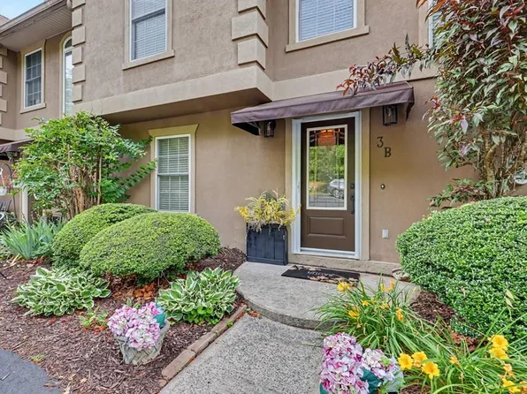 103 Birdie Ln APT 3-B, Blairsville, GA 30512