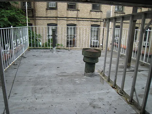 Rented by Rapid Realty Upper West Side LLC | media 56