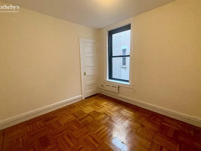 251 W 87th St #61 — Photo 8