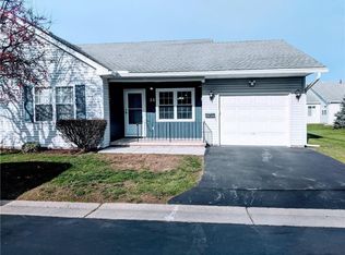 28 Coran Cir, Rochester, NY 14616