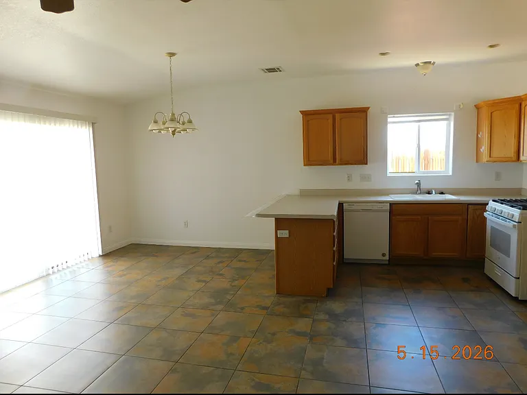 8406 Poppy Blvd — Photo 5