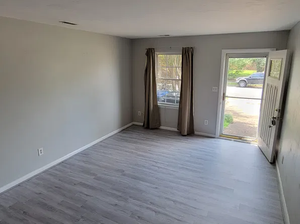 3926 Roebling Ln, Virginia Beach, VA 23452