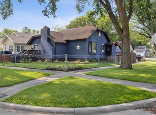 1003 14th St S, Fargo, ND 58103