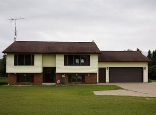 11735 Hannewald Rd, Munith, MI 49259