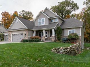 8532 Trout Bay St, Kalamazoo, MI 49009