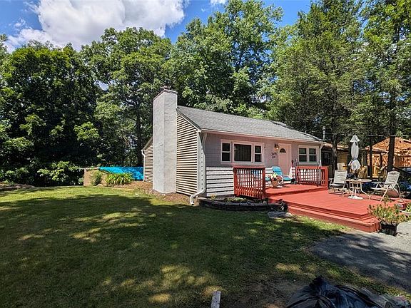 2nd image of 31 Hewitt Rd