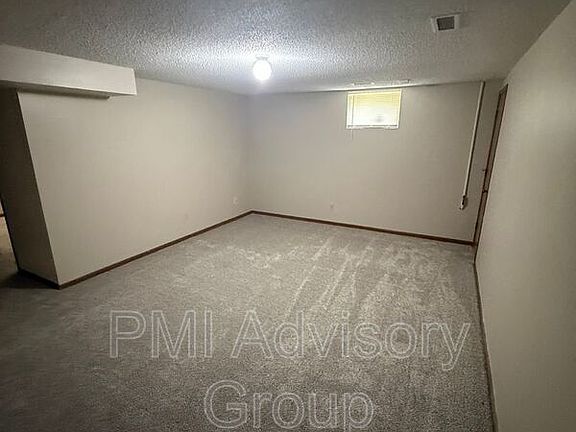 5th image of 2816 SW Westport Plaza Dr