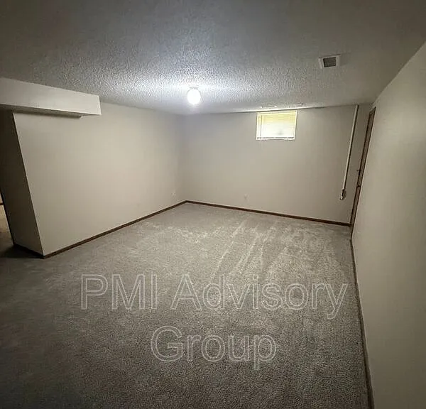 2816 SW Westport Plaza Dr — Photo 5