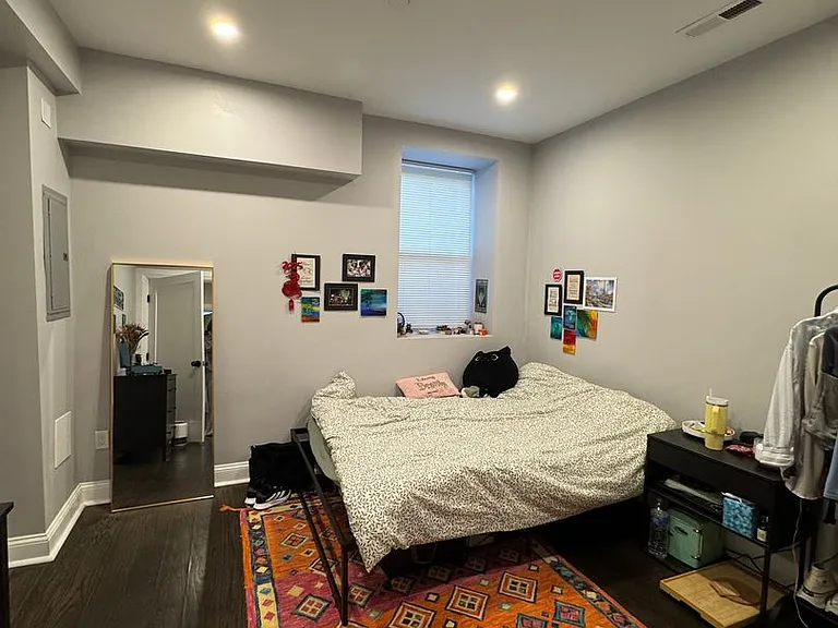 7 Strathmore Rd #A — Photo 3