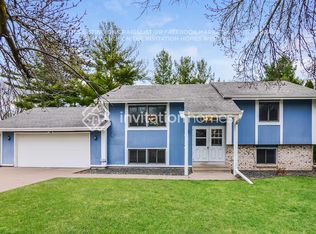 8208 Russell Ave N, Brooklyn Park, MN 55444