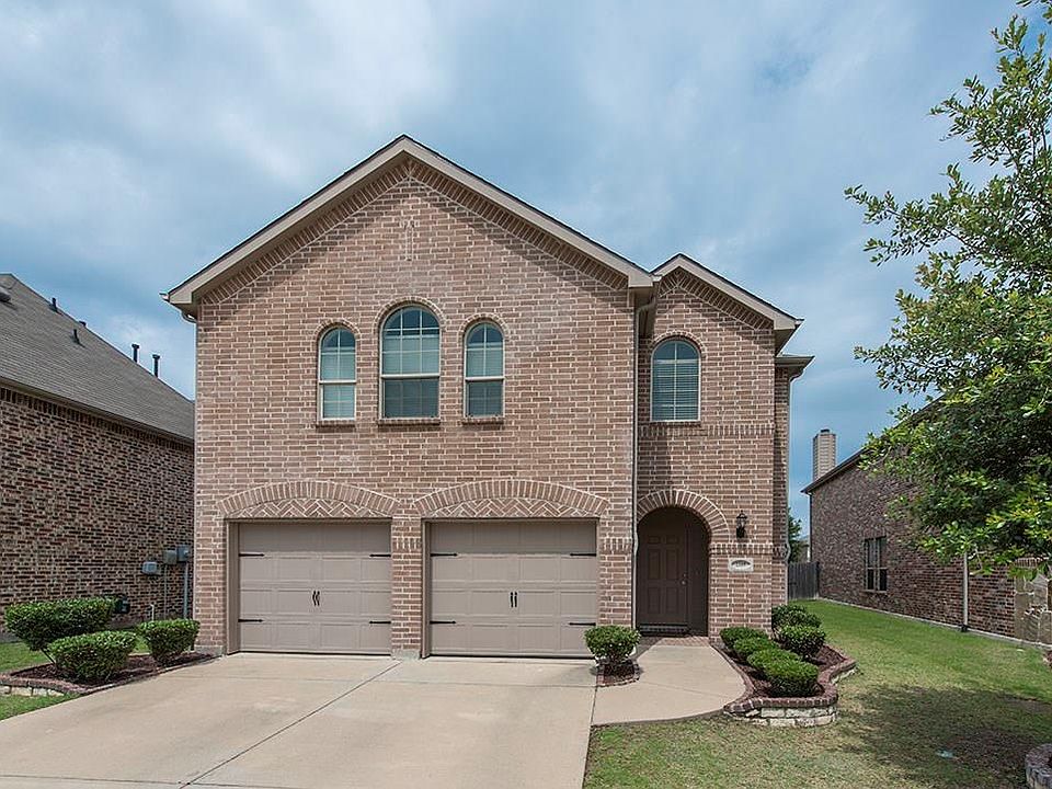 1st image of 2309 Willard Dr