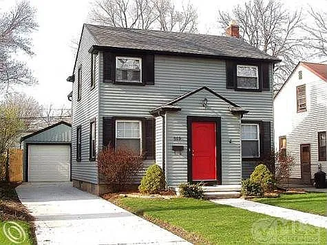 819 E 2nd St photo 1