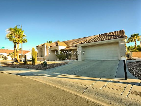 2nd image of 2401 Desert Sands Dr