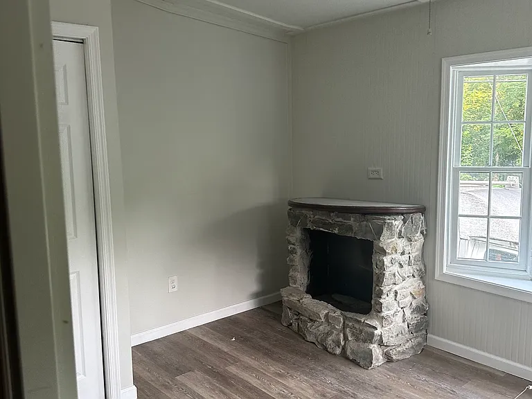 109 Main St — Photo 9