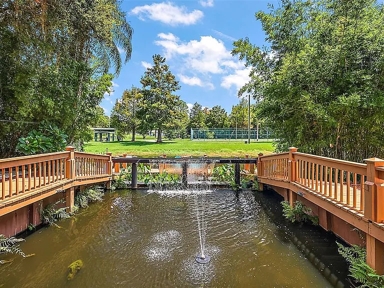 507 Lakeshore Dr — Photo 42