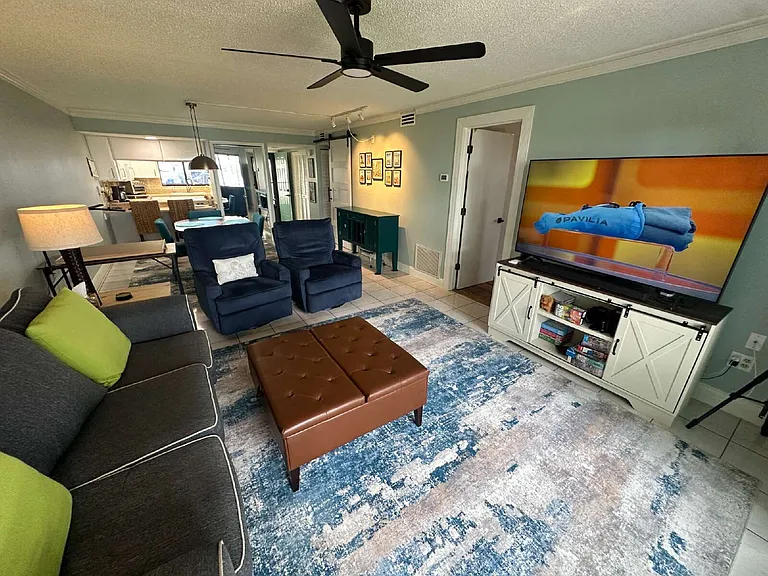 100 Canebreakers Dr #107 — Photo 8