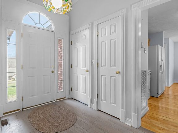 3rd image of 1250 Old East Side Rd