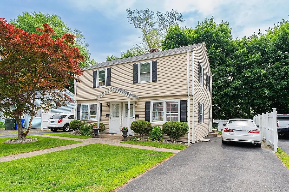Building Photo - 12 Vine Hill Rd #14