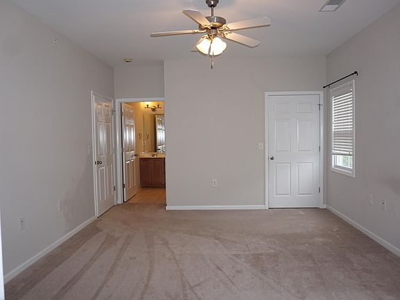 5th image of 612 Marshtree Ln Unit 302