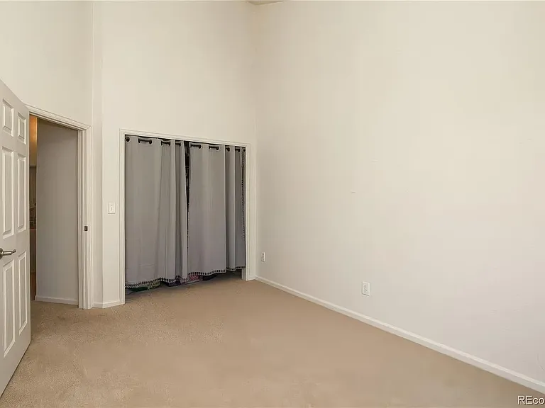 7684 S Cove Cir — Photo 6