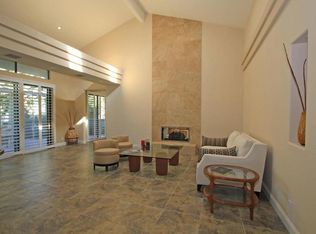 180 Wild Horse Dr, Palm Desert, CA 92211