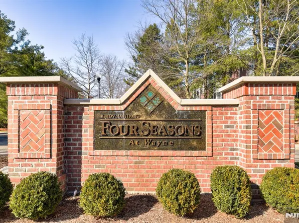 1410 Four Seasons Dr #1110, Wayne, NJ 07470