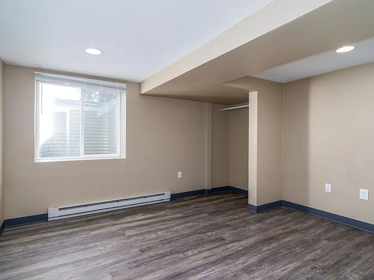 405 4th Ave N. — Photo 10