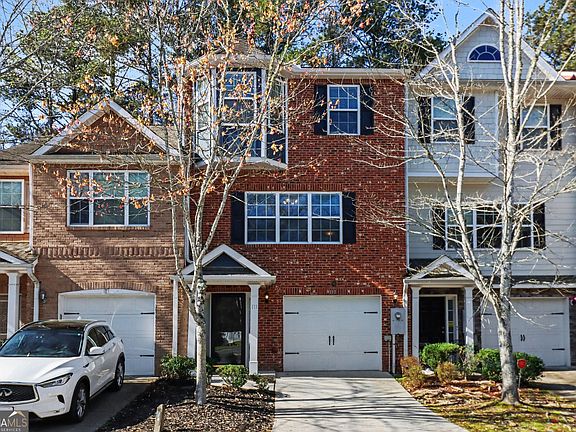 2nd image of 111 Creel Way S