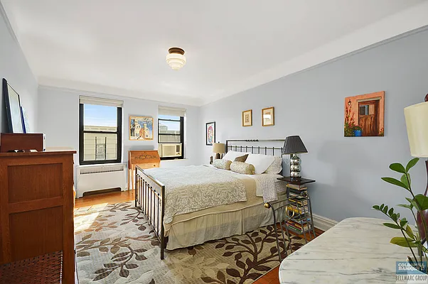 Sold by Bellmarc Realty | media 2