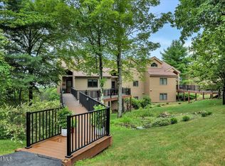 60 Top Of The World, Lake George, NY 12845