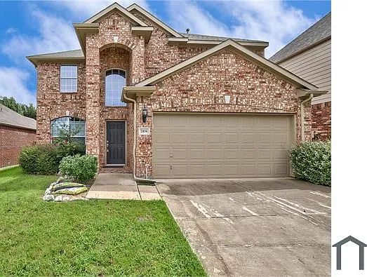 4 bed, 2398 sqft, $2,690 — Photo 1