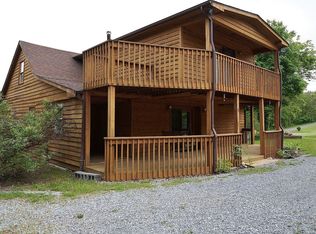 8 Derek Dr, Troutville, VA 24175