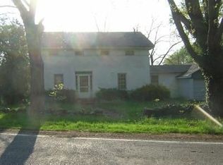 2073 Myersville Rd, Akron, OH 44312
