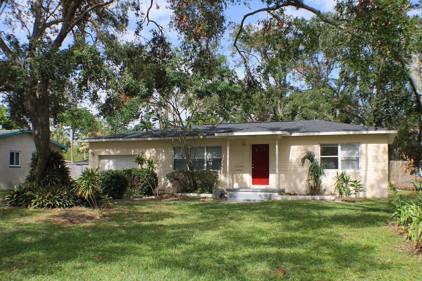 2 bed, 1272 sqft, $2,050 — Photo 1