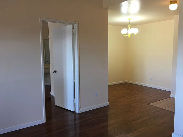 6930 Hyde Park Dr #321 — Photo 4