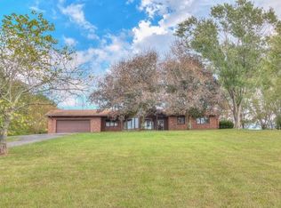 336 Hugh Cox Rd, Johnson City, TN 37615