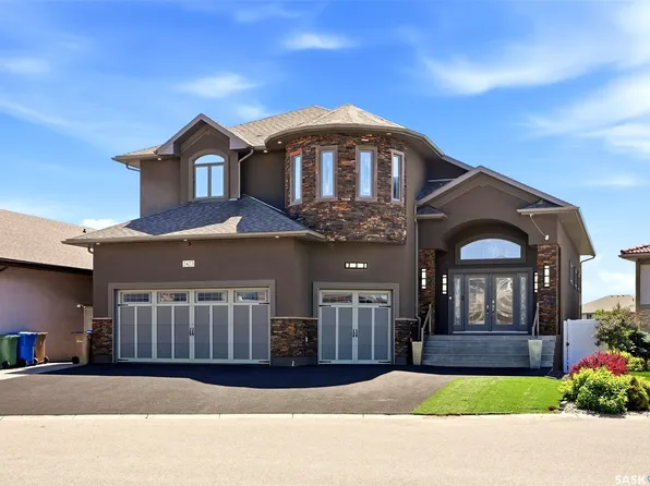 2423 LINNER Bay, Regina, SK S4V 1K3
